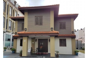 Kampong Glam Hotel | Superior Queen Room, basement @ no window #09