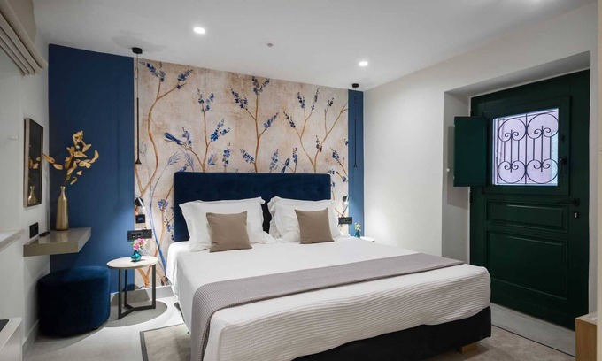 Old Town House | Superior Suite Cantons View