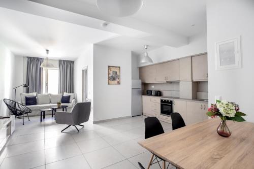Monastiraki Apartment | Supreme B2 Apartment in Syntagma