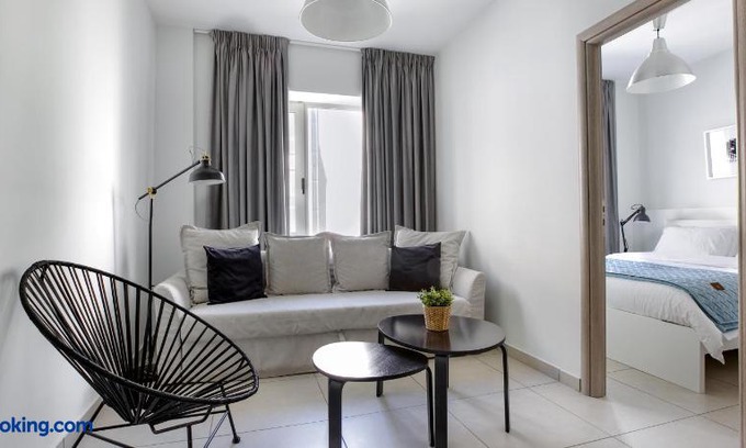 Monastiraki Apartment | Supreme B2 Apartment in Syntagma