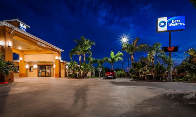 Falfurrias Hotel | SureStay Hotel by Best Western Falfurrias