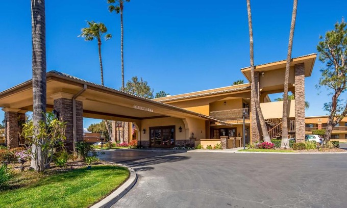 San Bernardino Hotel | SureStay Plus Hotel by Best Western San Bernardino South