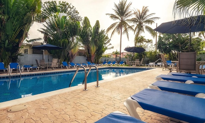 St. Lawrence Gap Hotel | Surfing Break at Bathsheba! 3 Pool View Units w/Balconies! FREE Parking, Pool!