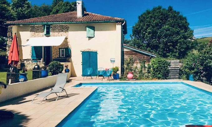 Urcuray House | Surrounded by green countryside, this beautiful Basque house with swimming pool welcomes you.