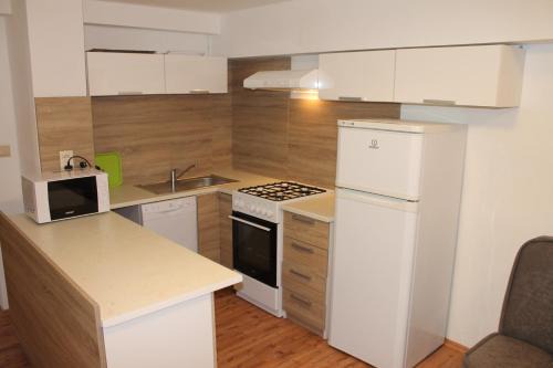 Piestany Apartment | Suterénový apartmán v centre