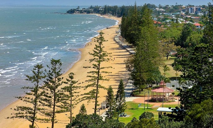 Redcliffe Apartment | Suttons Beach Apartment