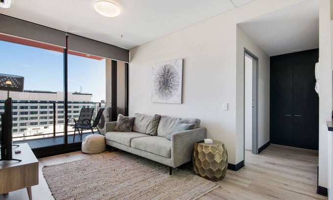 Adelaide Central Business District Apartment | Swainson on Synagogue - 1401
