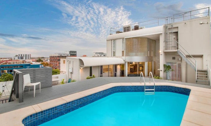 Adelaide Central Business District Apartment | Swainson on Waymouth - Penthouse