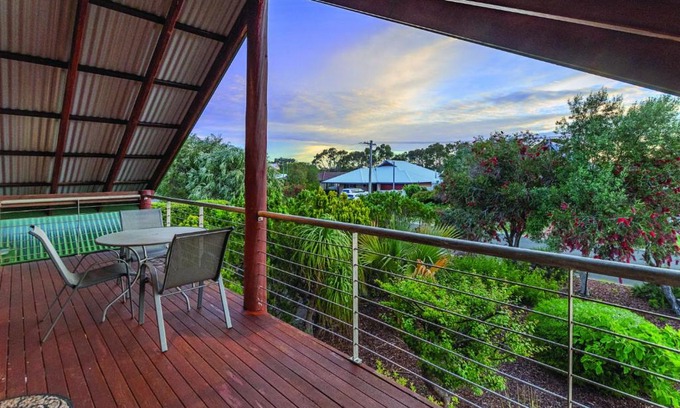 Quindalup House | Swallows Nest