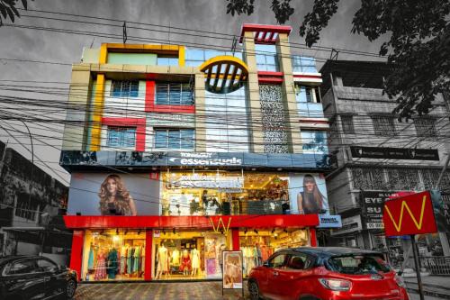 Baranagar Apartment | Swarna Biroti Kolkata - 20 mins Airport 7 mins metro 0 mins bus stop