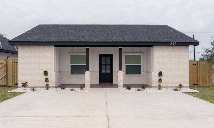 Edinburg House | Sweet Home in Edinburg Tx