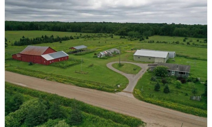 Hessel House | Sweet Winds Michigan Upper Peninsula Farm
