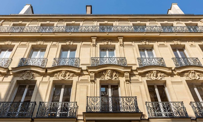 Quartier de la Place-Vendome Apartment | Sweett | Madeleine III