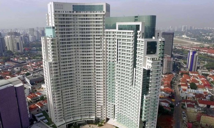 Pinheiros Apartment | Swimming pool apartment. High standard for family or business people! 4 minutes from the subway!