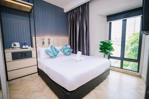 Kuala Lumpur Hotel | Swing & Pillows - TAR UMT Setapak