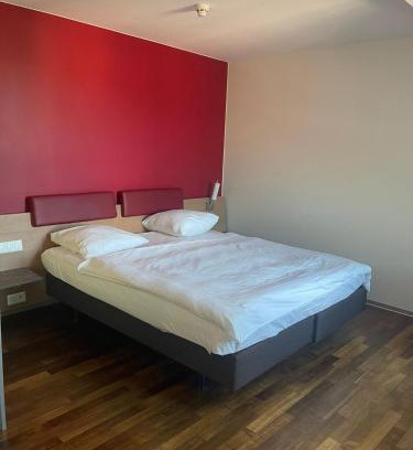 Unterstrass Apartment | Swiss Star Irchel - Self Check-In