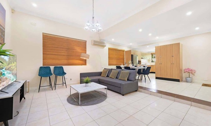 Burwood House | Sydney Burwood 4 bed next to Park, Westfield, train