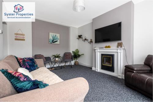 Leicester House | Syster Properties Leicester Short Stay with Free Parking LE3 Area