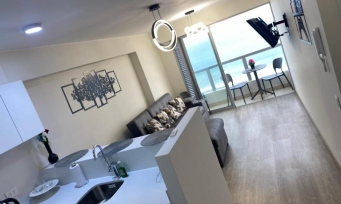 San Miguel Apartment | Tú hogar frente al mar