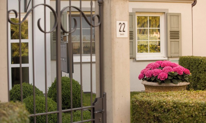 Nonnenhorn Apartment | "(T)RÄUME am See" 5 star apartment 116 sqm, direct lakeside location, 2 outdoor terraces