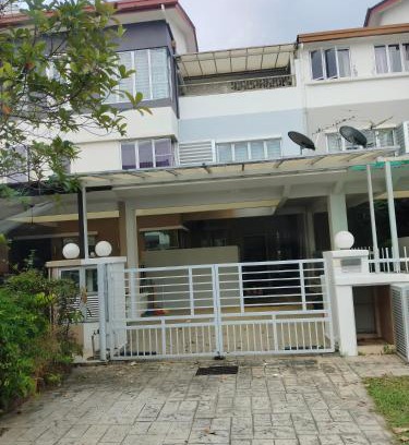 Puchong House | T&S Homestay