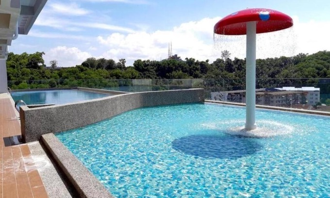 Batu Buruk Apartment | T STAY at Icon Residence -for 1 Room Free Netflix & Pool