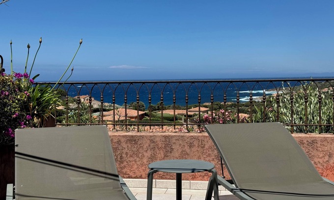 Marine de Saint Ambroggio Apartment | T2 air conditioned with terrace 40 M2 very beautiful sea view in residence with swimming pool