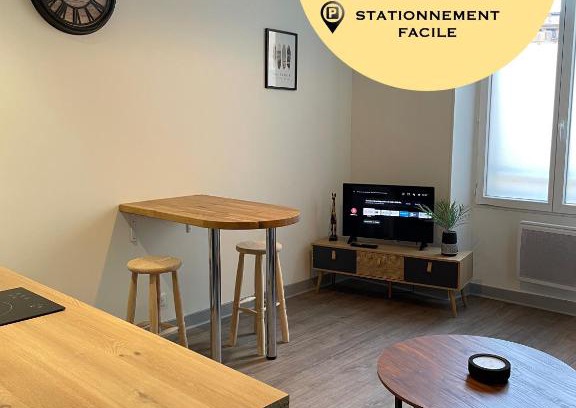 Bourges Apartment | T2 face gare SNCF Appart Hotel le Cygne 1