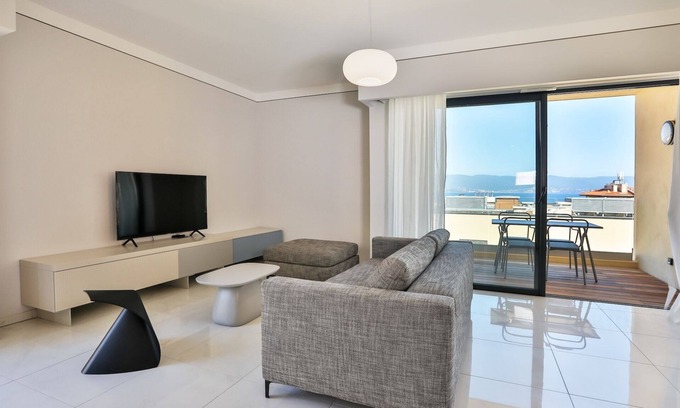 Ajaccio Apartment | T2 sea view "Mare e Sole