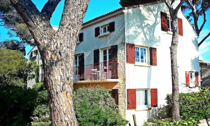Toulon - Hyeres Apartment | T3 1st floor of the villa of the sea