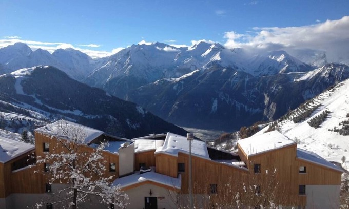Viel-Alpe Apartment | T3 58 m2 renovated mountain view south 6/8 pers from Sunday to Sunday