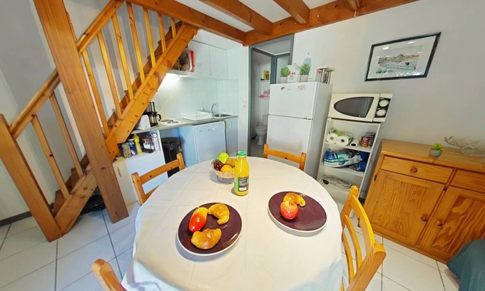 Saint-Pierre-la-Mer House | T3 detached house with large terrace and residence with swimming pool and tennis court
