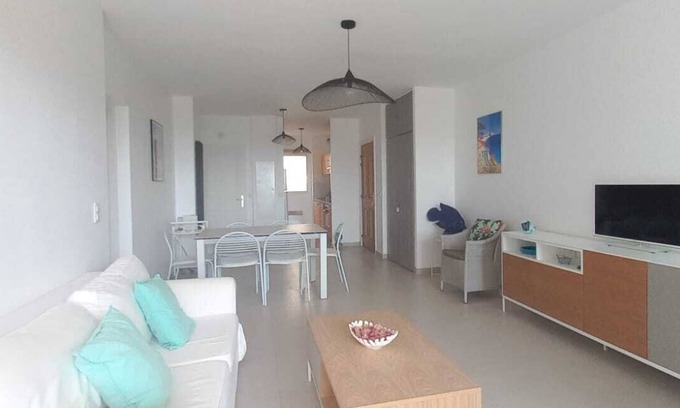 Marine de Saint Ambroggio Apartment | T3 sea view Sant Ambroggio with shady garden 2 minutes walk from the beach