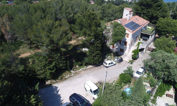 Martigues Apartment | T3 villa with terrace and garden