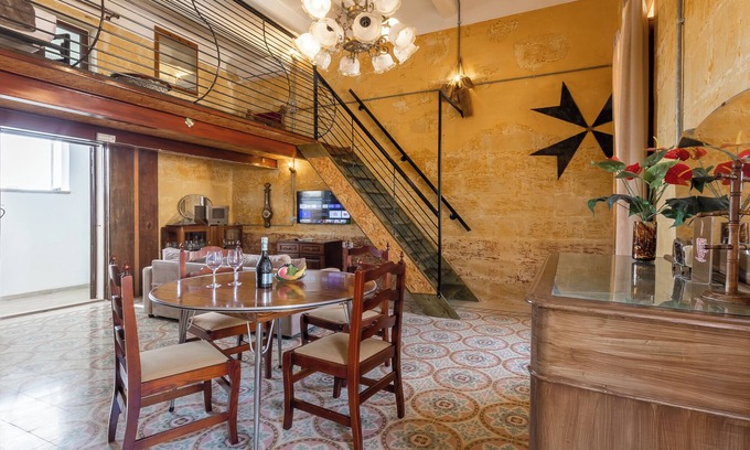 Xewkija Hotel | Ta'Battista Guesthouse with pool-apart 8, IX-XEWKIJA, GĦAWDEX, Malta