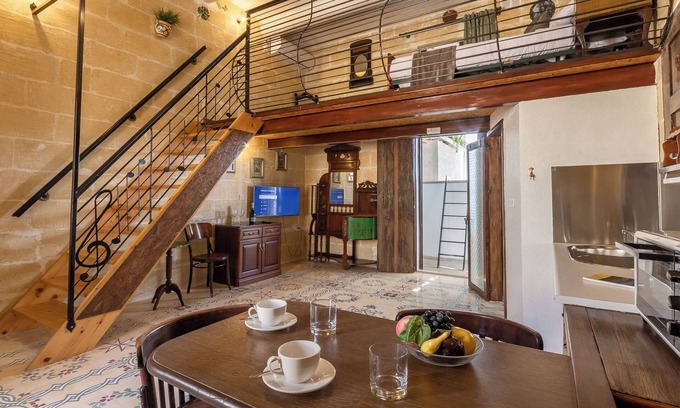 Xewkija Hotel | Ta'Battista Guesthouse with pool-apart 7, IX-XEWKIJA, GĦAWDEX, Malta