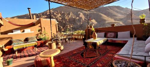 Ait Sedrate Jbel El Soufla House | Tafsut dades guesthouse stay with locals