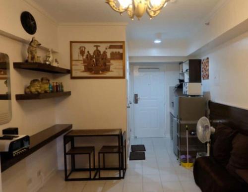 San Jose Apartment | TAGAYTAY PRIME RESIDENCES Amazing Homes COZY send your number reach host by viber email