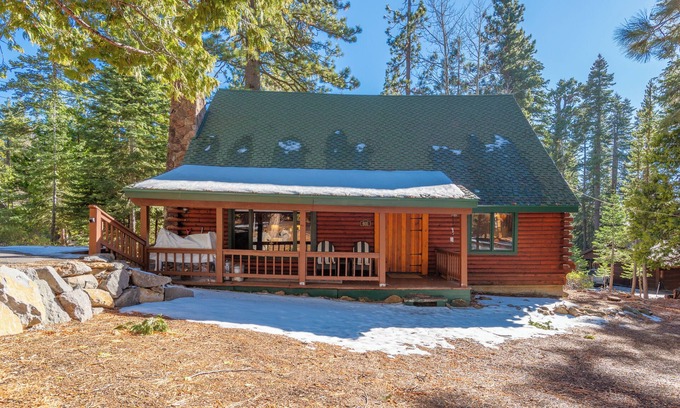Tahoe City House | Tahoe Timber Retreat - Rustic Charm & great location