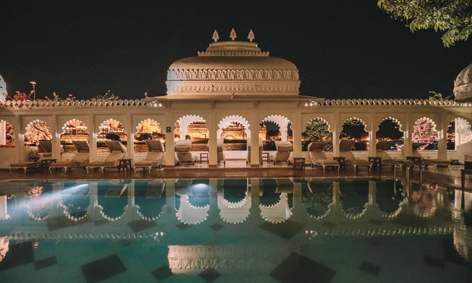 Udaipur District Hotel | Taj Lake Palace