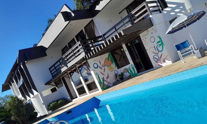 Bom Retiro Hotel | Taj Mahal Hostel e Eventos