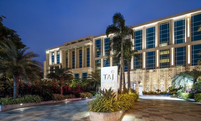 Vile Parle East Hotel | Taj Santacruz