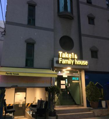 Mapo Hostel | Take 1 Guesthouse Hongdae