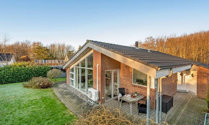 Sjaelborg House | "Takenya" - 350m to the fjord by Interhome