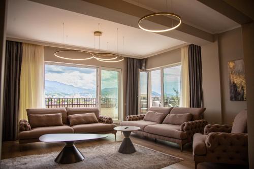 Tractorul Apartment | TampaView ApartHotel