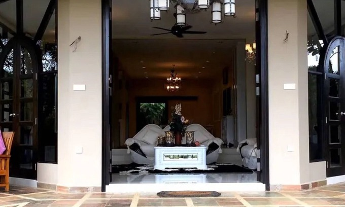 Teras House | Tanah Aina Farouq