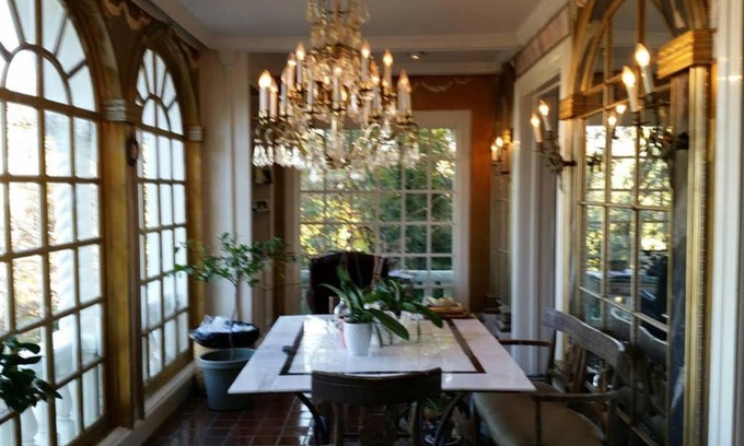 Redmont Park Villa | Taste of Europe in Redmont with Hot Tub