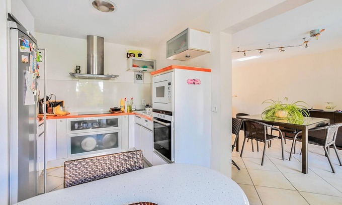 Alco House | Tasteful, quietly located vacation home with private outdoor pool.