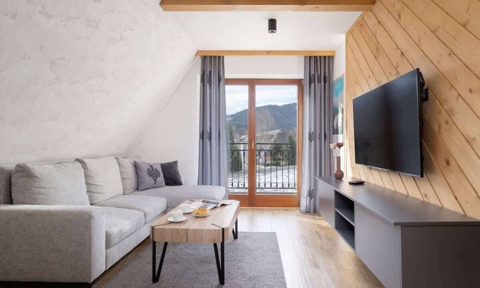 Zakopane Apartment | Tatry Design Suite* | Elegant Apartment | Parking