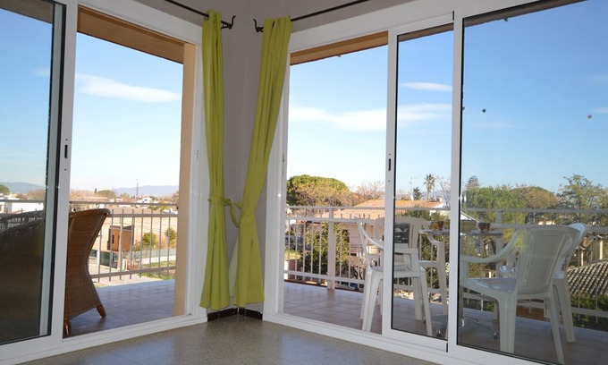Bon Relax Apartment | TCanigó2D - Apartamento con piscina comunitaria. - Apartment for 4 people in Sant Pere Pescador